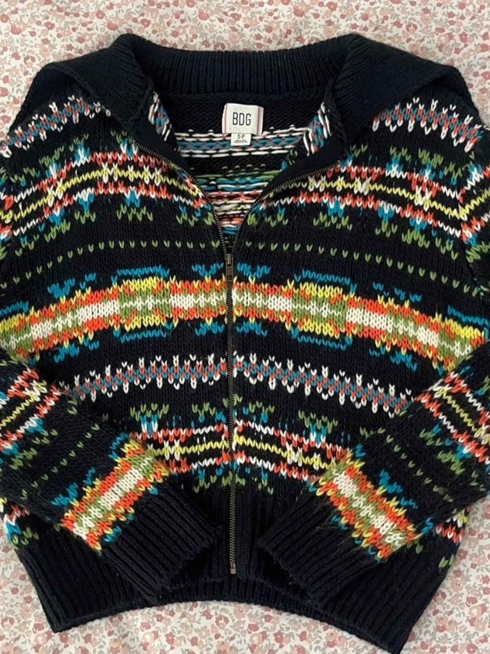 Urban Outfitters Navy Multicolor Fair Isle Zip Cardigan - Picture 3 of 4